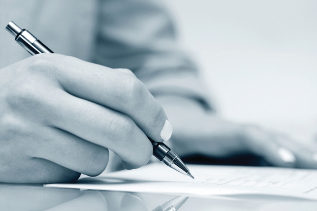 What to Consider When Signing a Contract