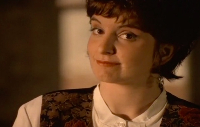 WATCH: Tina Fey’s Seriously Awkward ’95 Bank Commercial