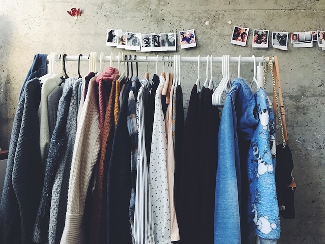 5 Things in Your Closet to Ditch This Pilot Season (And 1 Style Tip!)