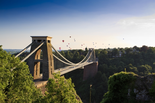 U.K. Now Casting: Nonunion Play ‘BrisTALES’ + 3 More Paid Gigs