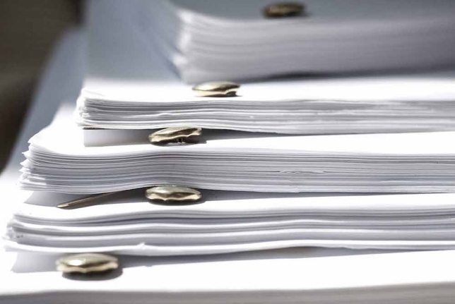 To Hold the Script or Not to Hold the Script?