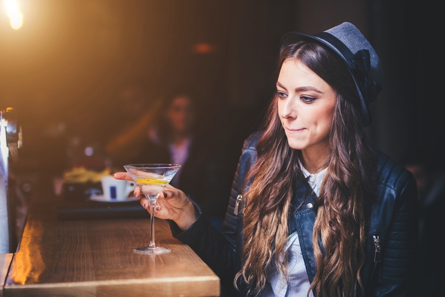 Texas Now Casting: Female Actor for ‘How to Pick Up Women’ + More