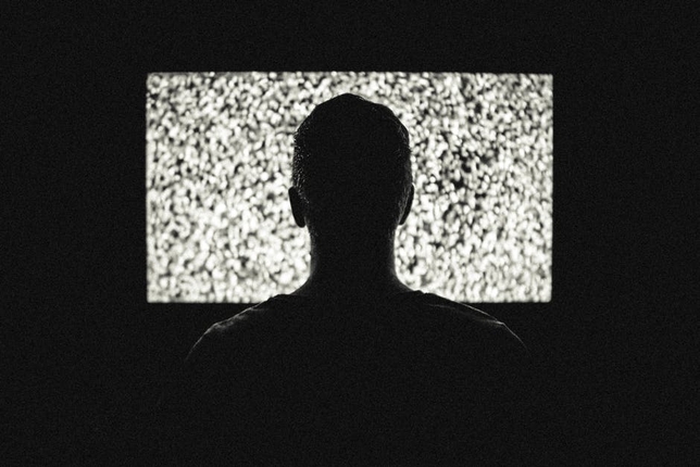 What Makes TV Acting Different? Backstage Experts Weigh In