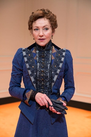 Julie White’s No. 1 Piece of Advice for Having a Lasting Stage Career