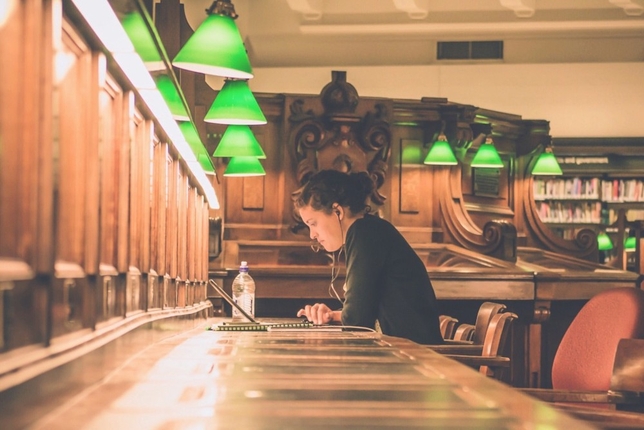 5 Tips for Finding the Right MFA Program