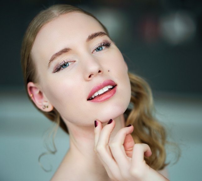 The Ins and Outs of Being a Fit Model