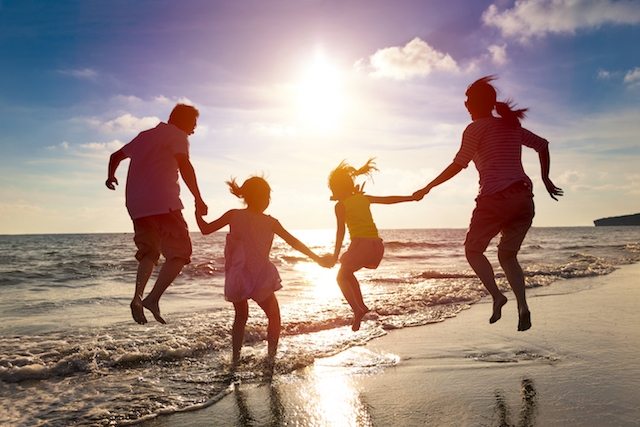 Families Needed for $2,600 Disney Shoot + More Paid Gigs