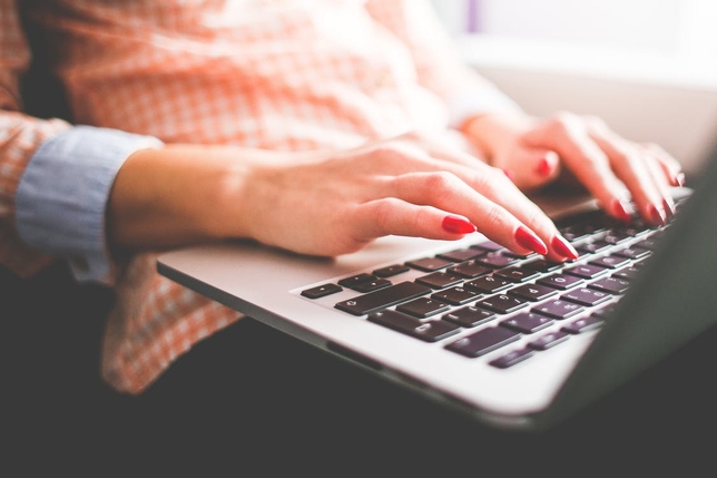 Best Time to Email Agents/Managers + More from the Backstage Forums