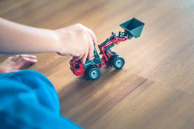Get Paid $2,500 for a Toy Commercial + More Gigs Onstage and Screen