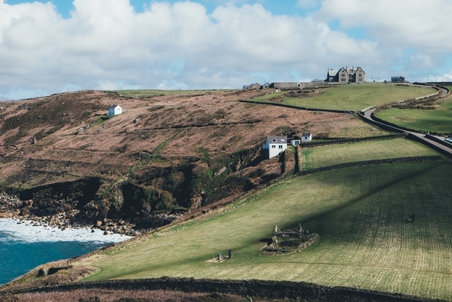 U.K. Casting: New Play ‘The Incredible Balti Celtic Carpet Ride’ Is Filling Lead + Supporting Roles
