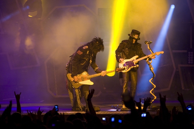 Motley Crue Outlines Its Own Netflix Biopic