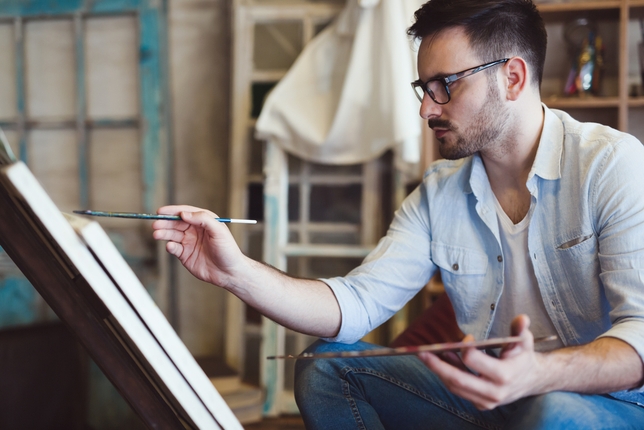 Now Casting: Blue Collar Workers With a Creative Side Wanted for Tech Company Commercial + 3 More Gigs