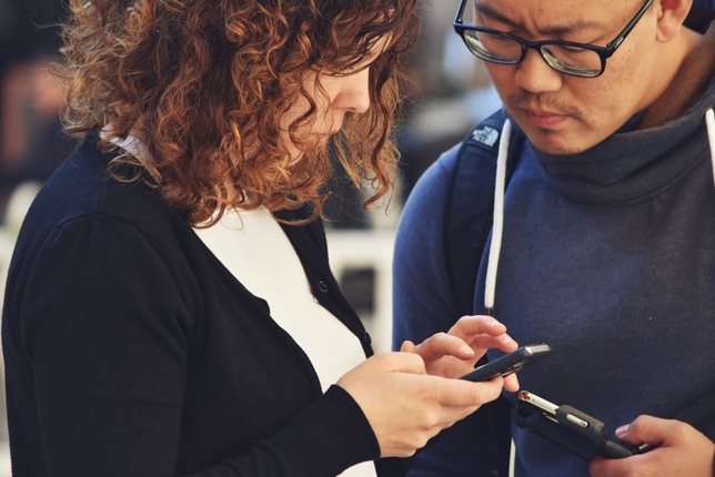 Why You Need an Industry Contacts List + How to Build One