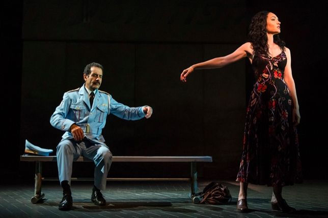 How ‘The Band’s Visit’ Director Found Gravity in Onstage Stillness