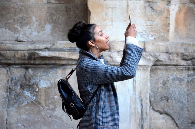 There IS a Right and a Wrong Way to Use Social Media for Your Career
