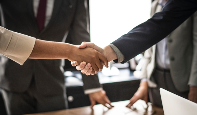 Do You Know How to Market Yourself to a London Agent?