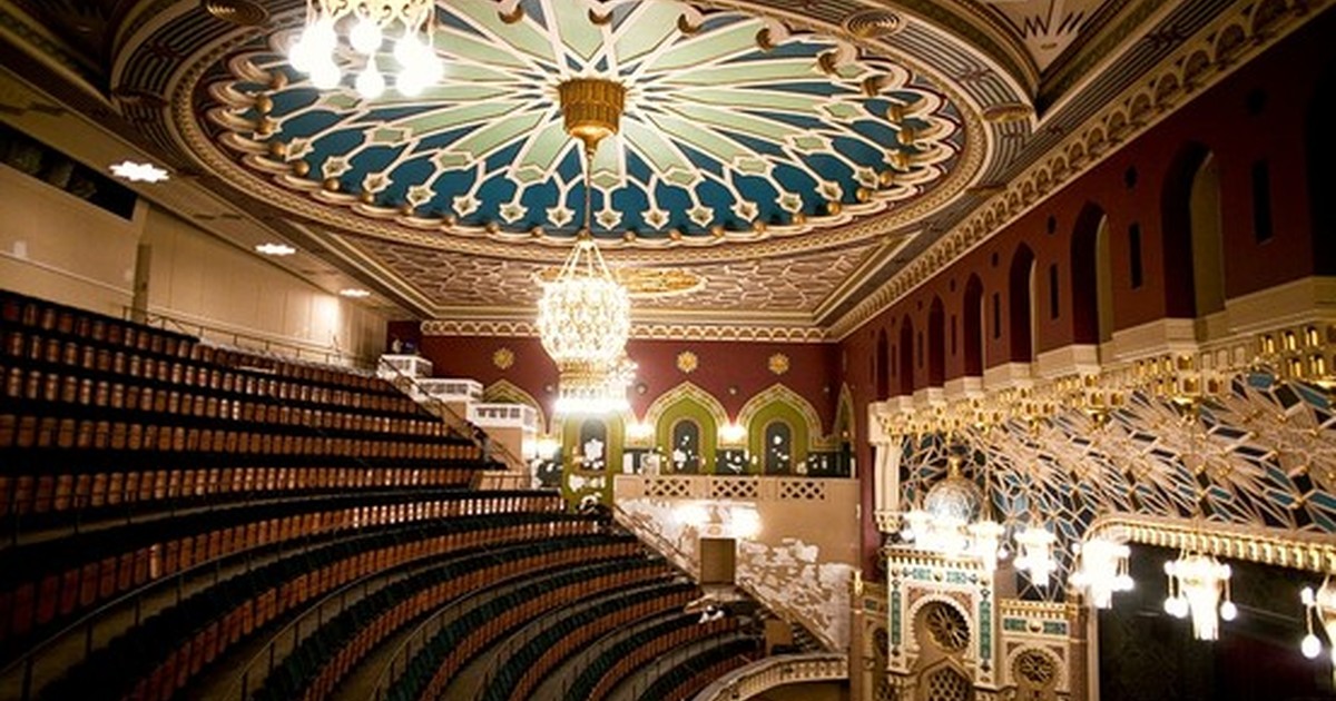 New York City Center Awarded for Historic Preservation Backstage