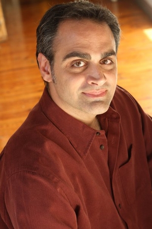Headshot Expert Paul Amodio’s 5 Practical Tips