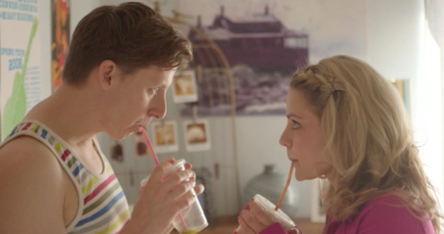 2 Friends Struggle to Get Along As On-Screen Roommates