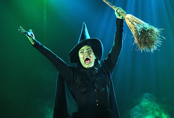 11 Memorable Tony Award Performances