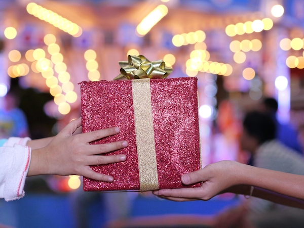 10 Great Holiday Gifts for Actors