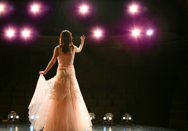 10 Signs You’re Obsessed With Theater
