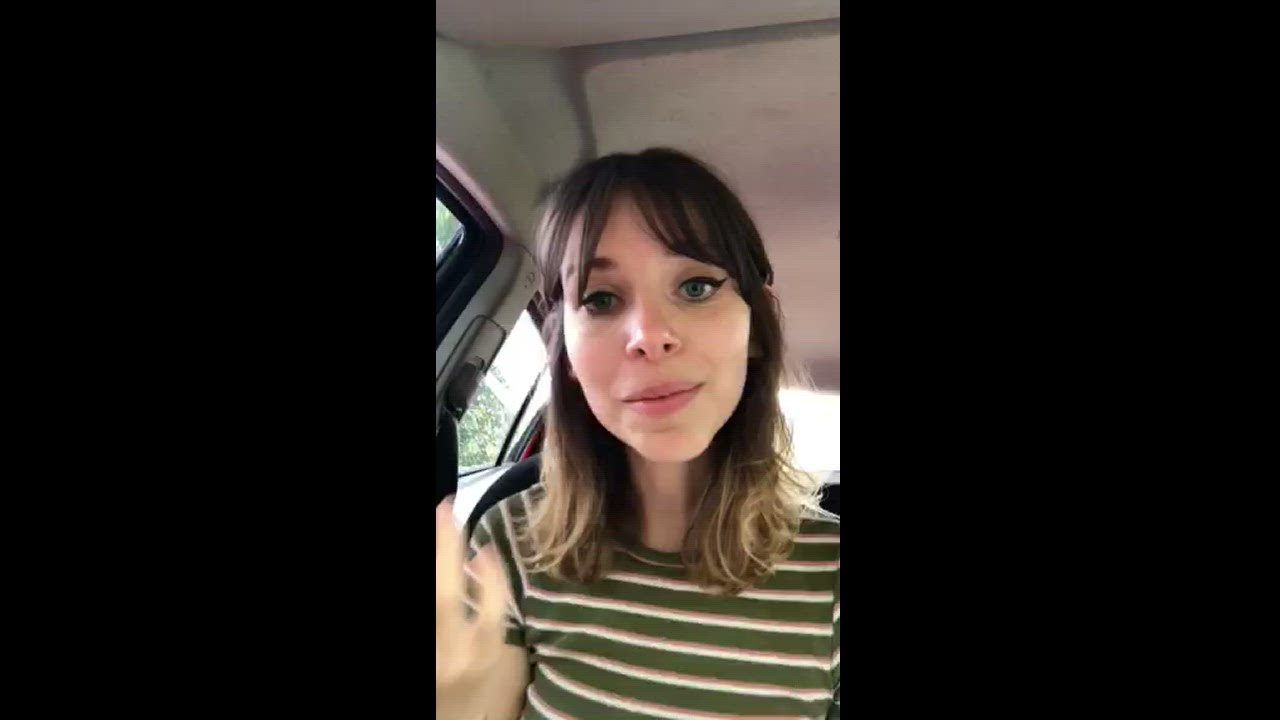 Danni Davis - Professional Profile, Photos on StarNow