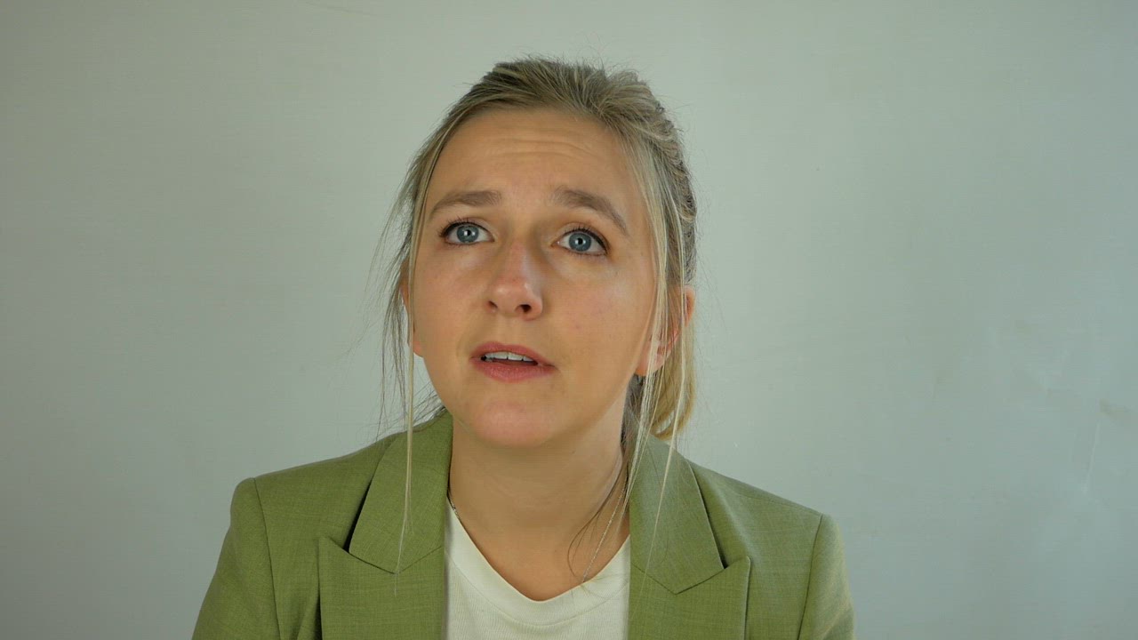 Emily Farrell - Professional Profile, Photos on StarNow - Actor